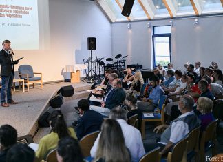 Riwwel gestaltet den Tag der Russlanddeutschen in Berlin