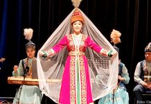 Das Erbe der Steppe: Kasachstans lebendige Traditionen begeistern Berlin